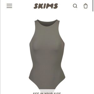SKIMS FITS EVERYBODY HIGH NECK BODYSUIT JUNIPER S
